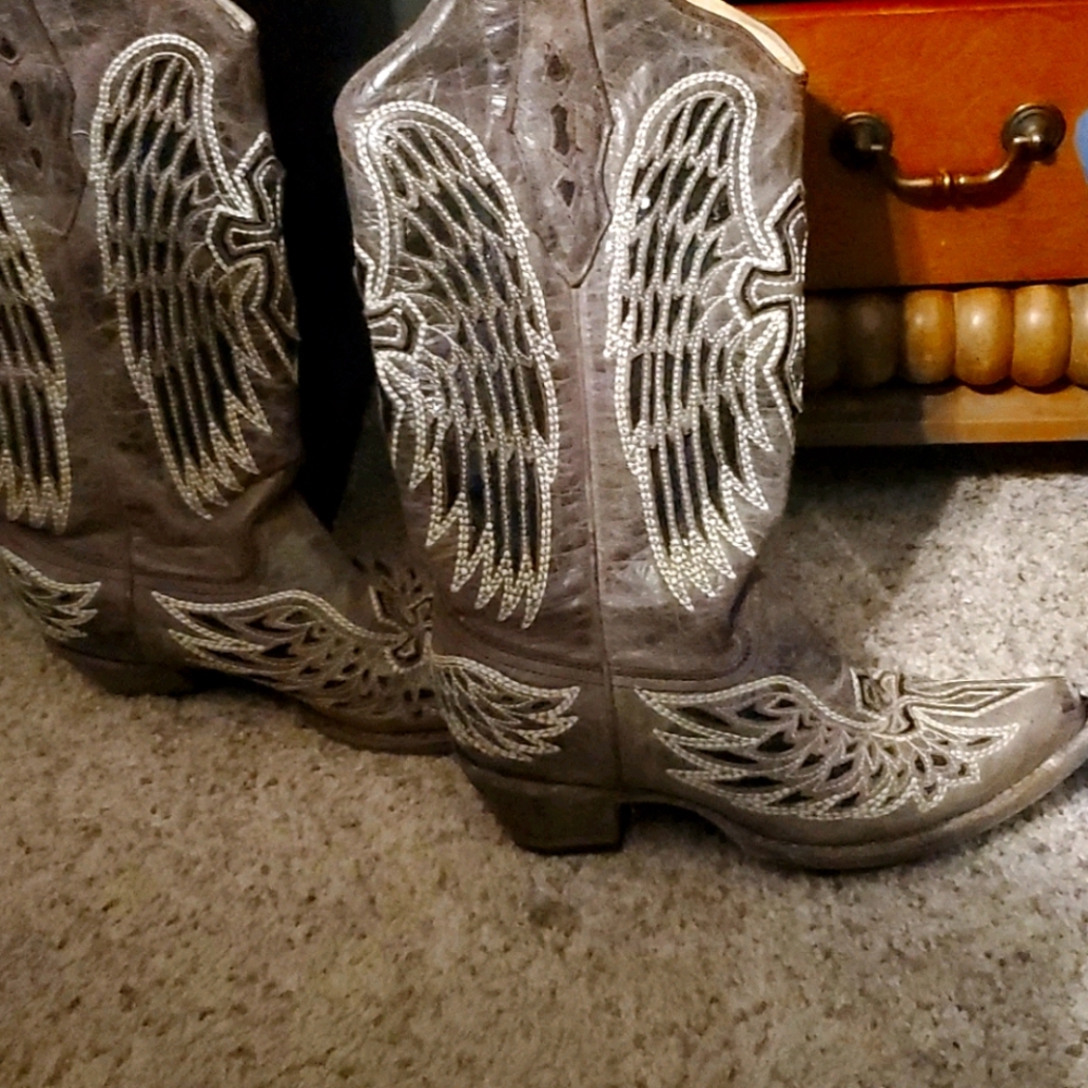 Womens correl boots sz 6.5